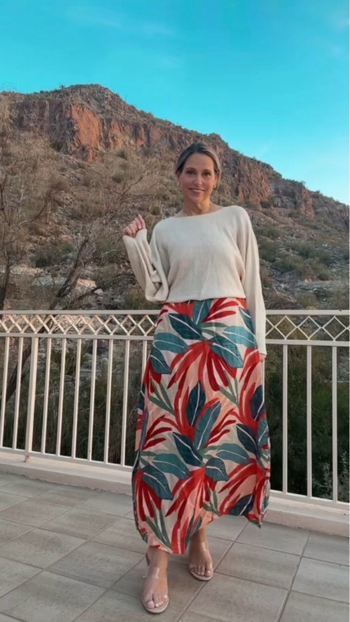 Another way to wear this pretty dress for chilly nights in the desert or the beach  

#LTKootd #LTKgrwm #LTKOver40
