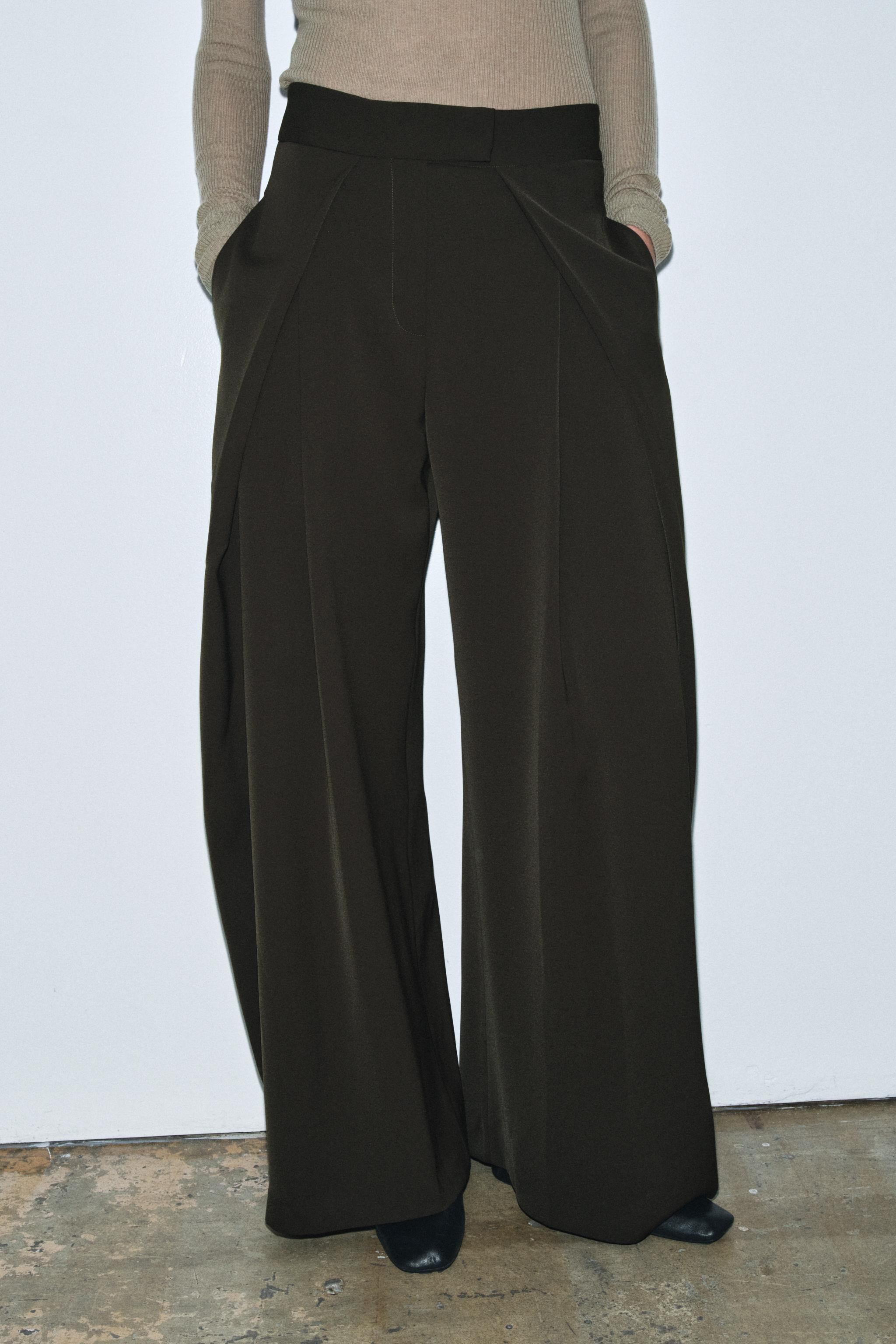 ZW COLLECTION FLOWY PLEATED PANTS | Zara US