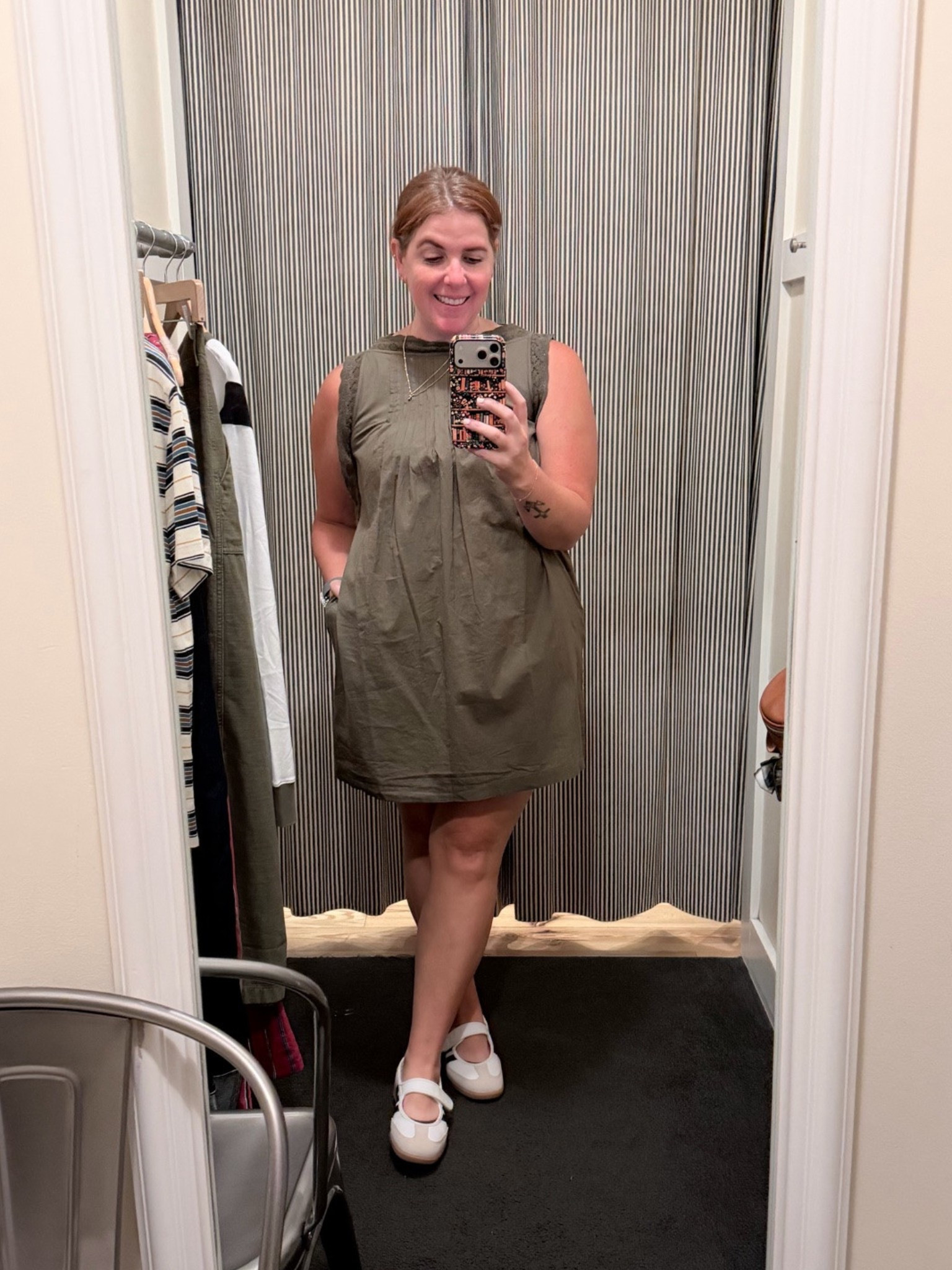 LTK x Madewell Sale! 

There is something about this dress that I love! It gives all the fall vibes, but is truly a dress that can be styled for all seasons! I would say the dress runs TTS, but if you have a bigger bust, then I would size up! 

The dress is 20% off during the LTK x Madewell Sale!

#LTKxMadewell #LTKSaleAlert #LTKMidsize