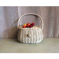 Vintage Summer White Wicker Basket Purse with Fruit Topping, Vintage Summer Purse, Vintage Wicker Bucket Handbag | Etsy (US)