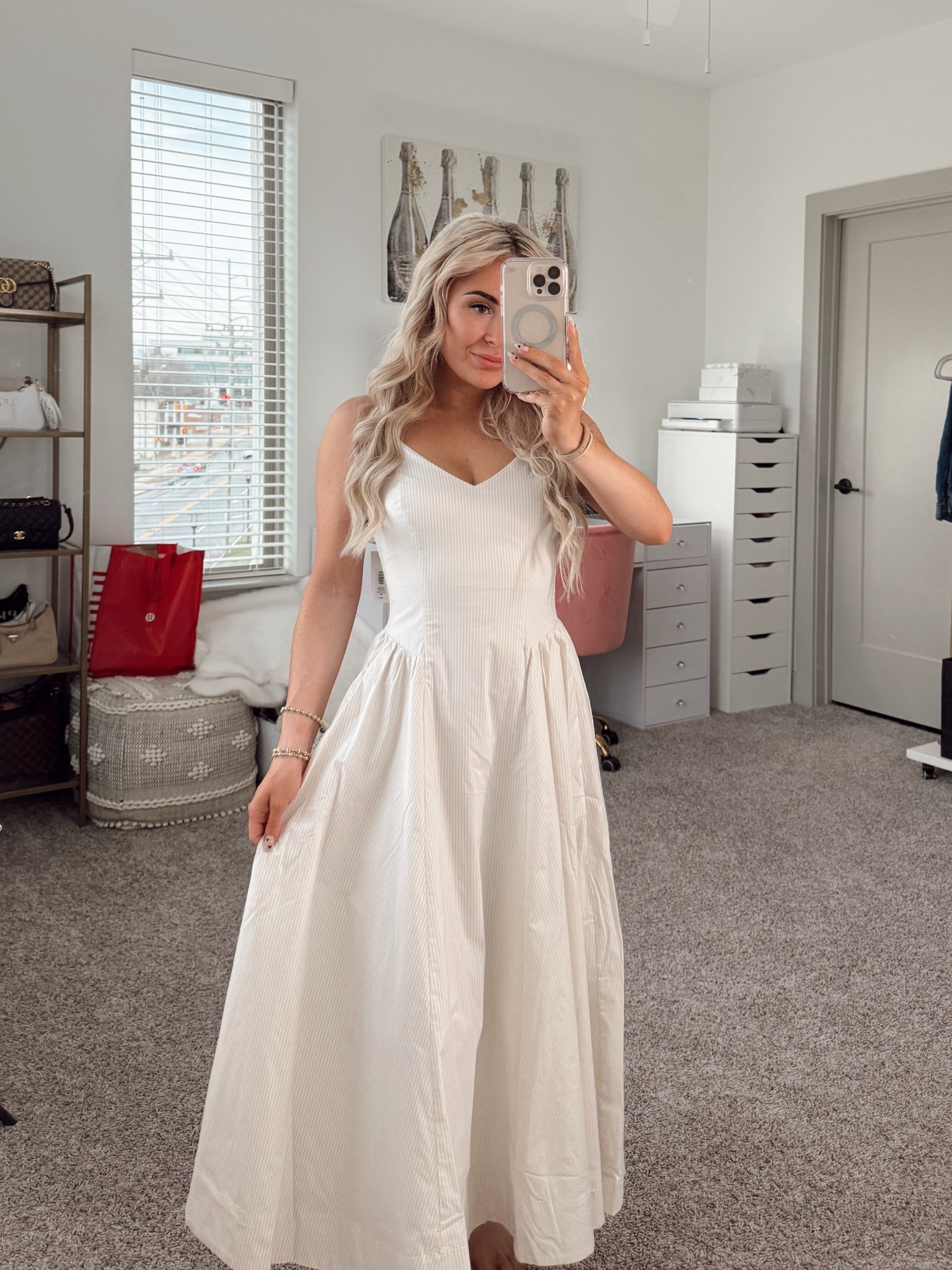 Wearing a 00 in this stunning aritzia dress! 😍 comes in so many colors! 

#LTKU #LTKPetite #LTKStyleTip