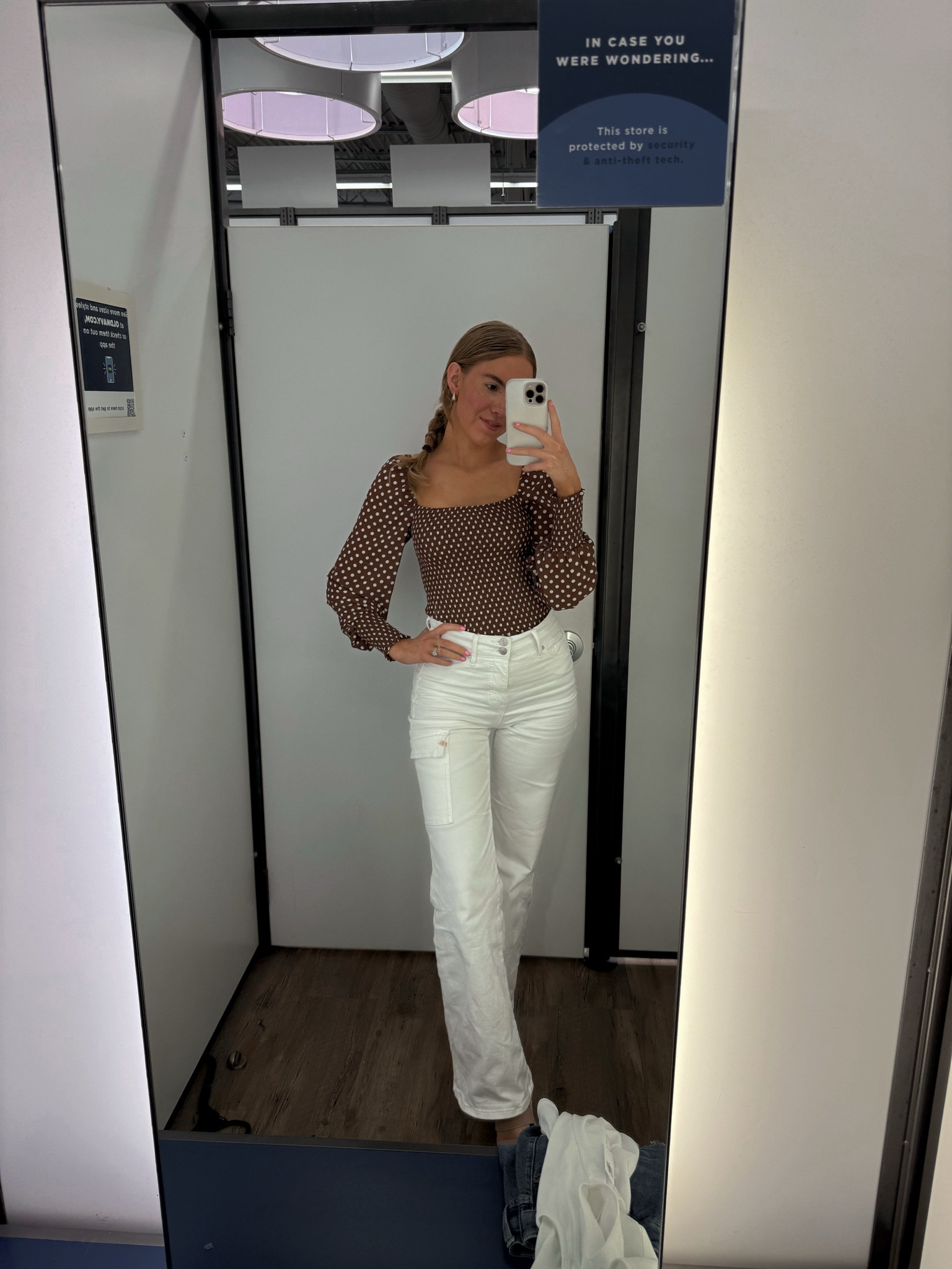 The best tall girl jeans! I’m 5’9.5” and can wear platform sandals with them! They have great stretch but true to size, I’m in a 2!

#LTKSeasonal #LTKfindsunder50 #LTKsalealert