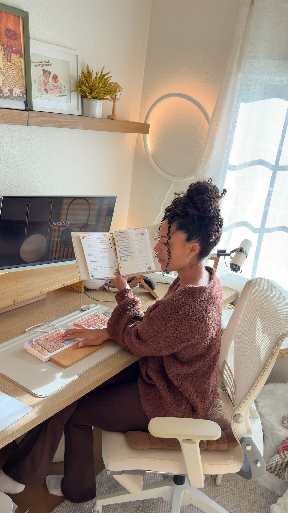 some cozy desk essentials to start the year confidently ⌨️🕯️🤎 

 #LTKselfcare #LTKHome #LTKWorkwear