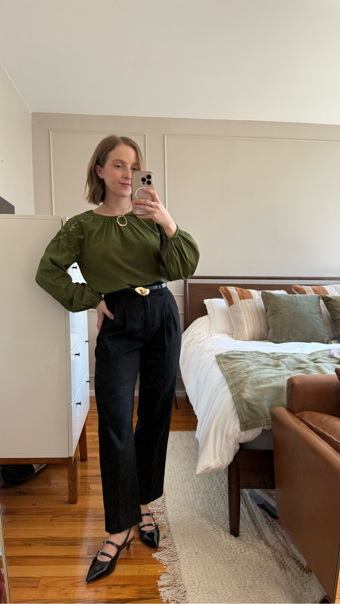 Workwear Wednesday! Ideas to wear to the office or teaching 
Wearing xs lace shoulder blouse 
Ankle trousers size 2 I’m 5ft 2 for reference 


#LTKPetite #LTKWorkwear #LTKSaleAlert