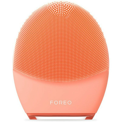 FOREO LUNA 4 facial cleansing device