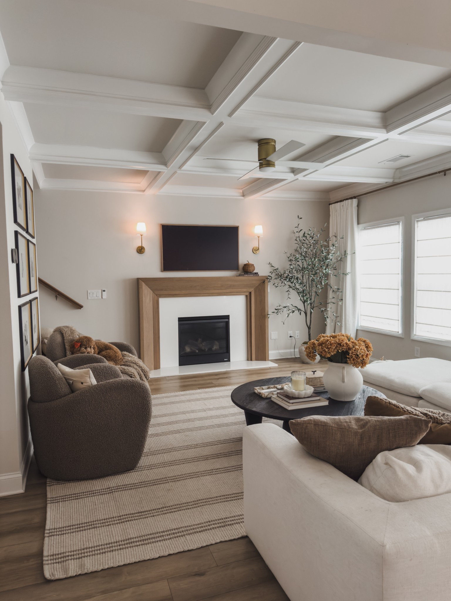 #AD #FounditonAmazon @amazon  

Sconces that look high-end without the hardwiring. These cordless ones are one of my favorite Amazon finds and part of the Prime Deals happening now. I’m also sharing my motorized cordless roman shades, our Amazon Alexa that keeps the whole family on track, and the Hisense canvas art TV that doubles as decor. 

#LTKSeasonal #LTKHome #LTKSaleAlert