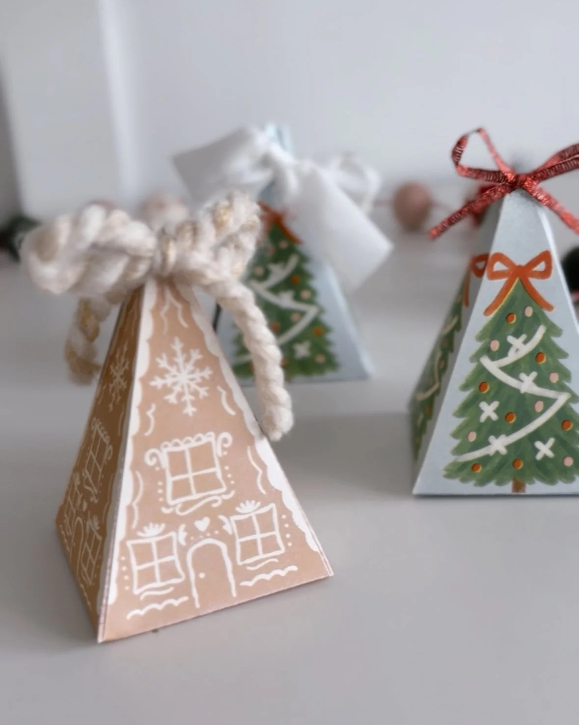 Pyramid Treat Holders | Printable Craft | The Letter Vee