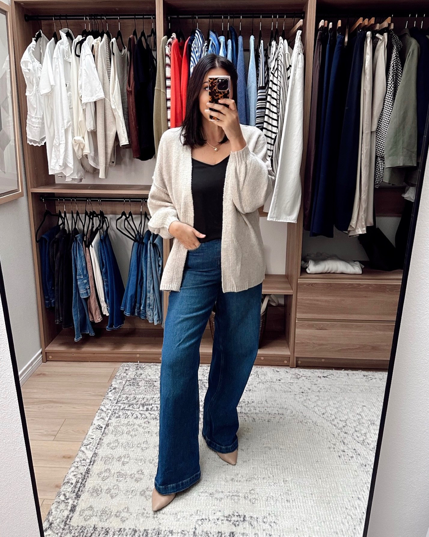 Another sweater I loved! This is a loose fit, open cardigan and it’s perfectly slouchy. I personally love this type of sweater, it’s buttery soft with a bouncy feel. I am in the large, it does run oversized and I prefer the oversized look here. I would say TTS with an oversized fit. 

 