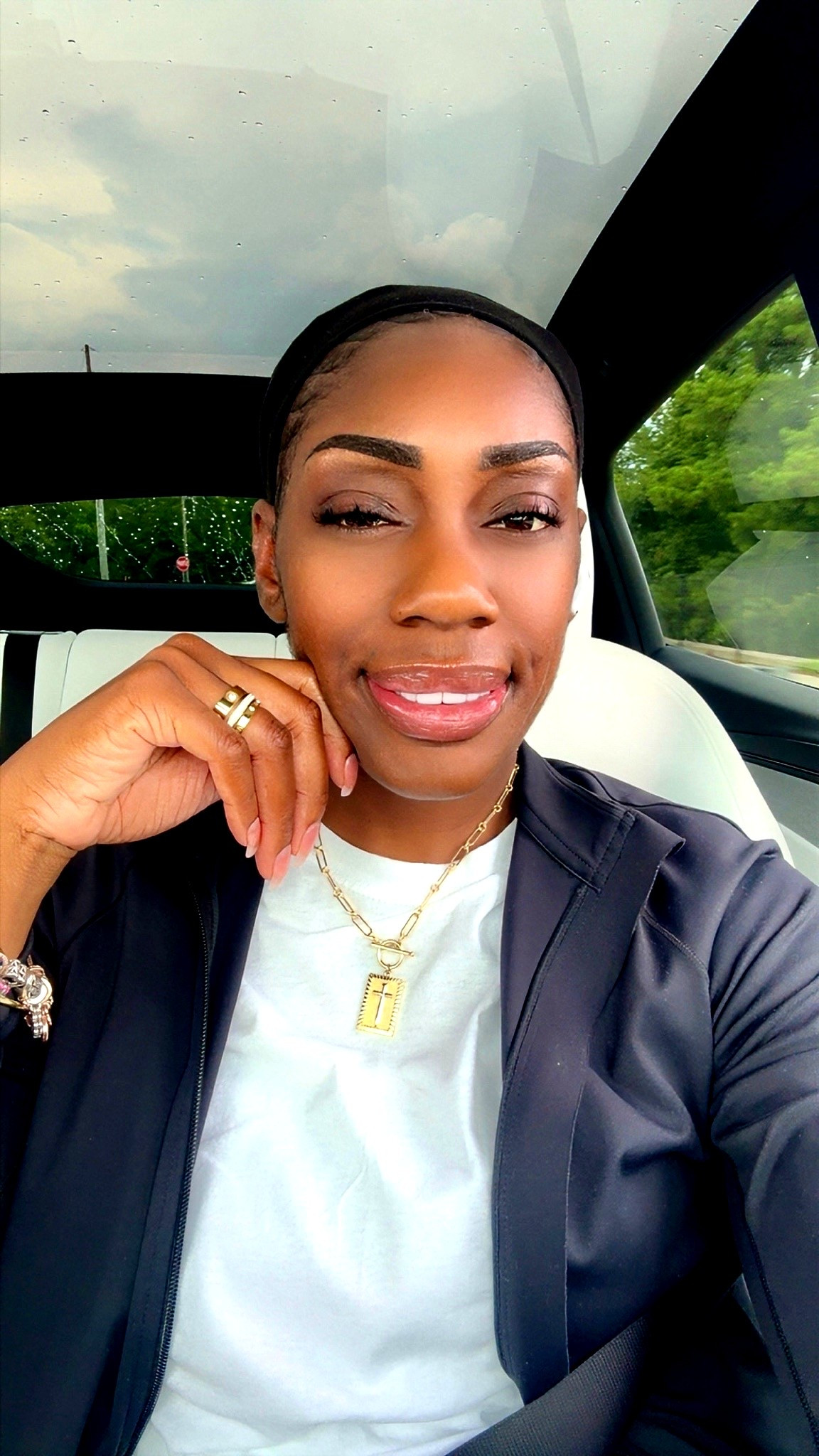 Stepping out keeping it simple but still cute…

#LTKootd #LTKBeauty #LTKselfcare