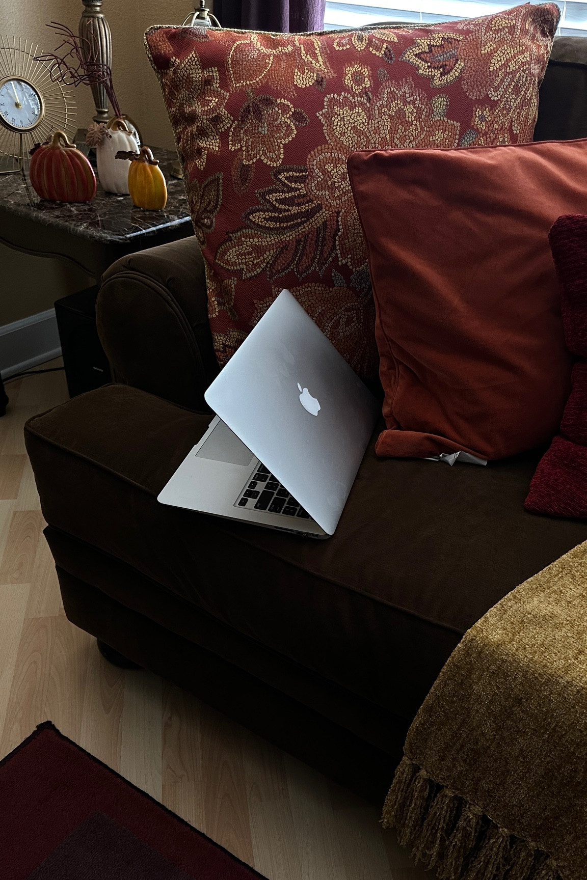 My Coffee Table is now ready for Fall! My little Pumpkins are out.  Changing up my work area for the day. I love my Apple Mac Book Air it is so lightweight and does the job 💻

I linked everything below, plus a few more of my home favorites! 🫶

#LTKSeasonal #LTKhome