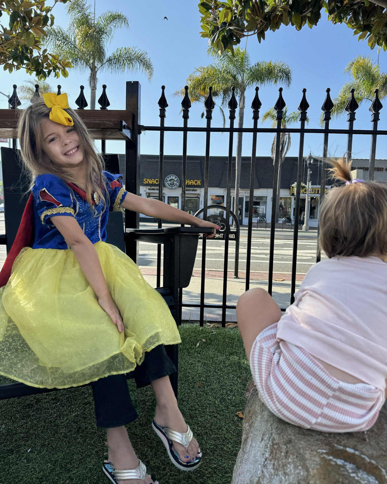 Rell’s latest obsession is Snow White 🥹 found a few similar dresses for you guys below! Linked a few similar options for Banks outfit as well.