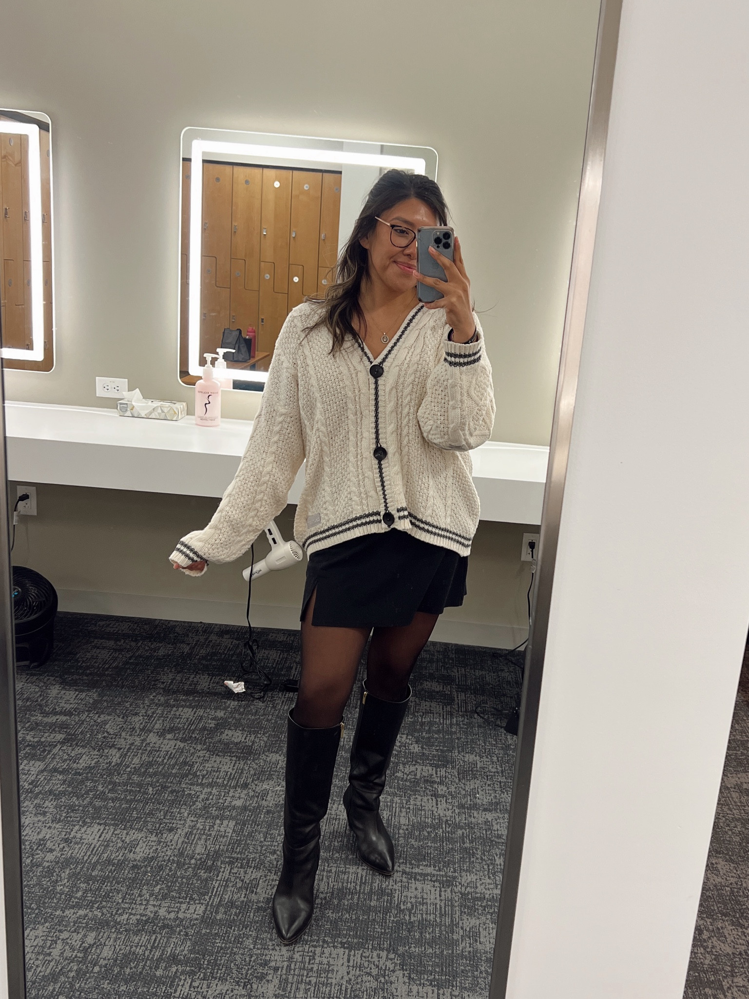 midsize winter office day outfit

#LTKStyleTip #LTKMidsize #LTKWorkwear