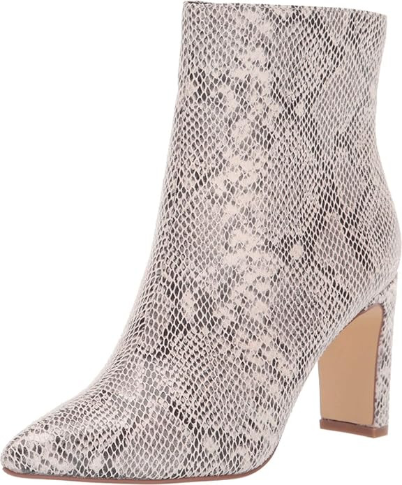 Chinese Laundry Women's Erin Ankle Boot | Amazon (US)