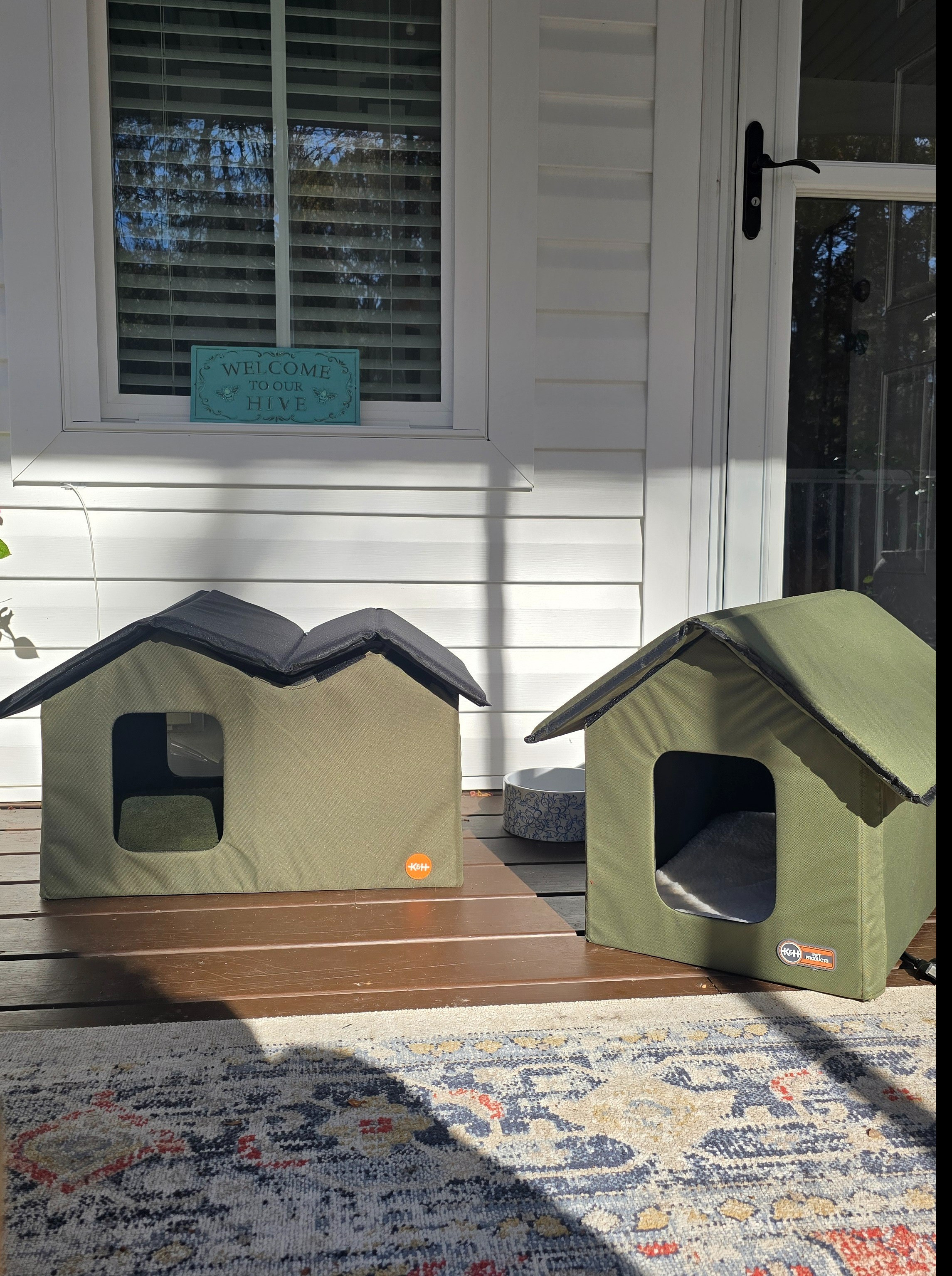Favorite outdoor heated cat houses

