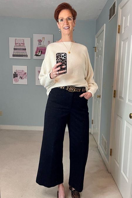 Simple and classic black and white outfit with wide leg pants.

Thanksgiving outfit, over 50 classic outfit, tall friendly outfit, black wide leg pants outfit, fall outfit, classic outfit

#LTKstyletip