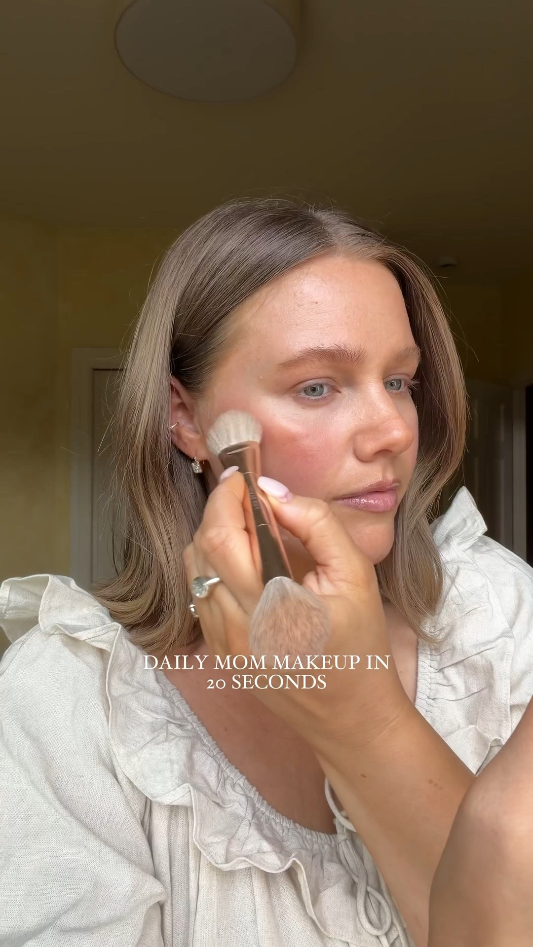 @summerfridays lip stain - Almond
@eadem gloss - Butter Mochi
@dibs concealer - 220 (code bre)
@loreal Lumi bronze - 120
@tarte faux frecks
@nyx clear brow gel

#mommakeup #dailymakeup #summerfridays #lipstain #makeup #quickmakeup
