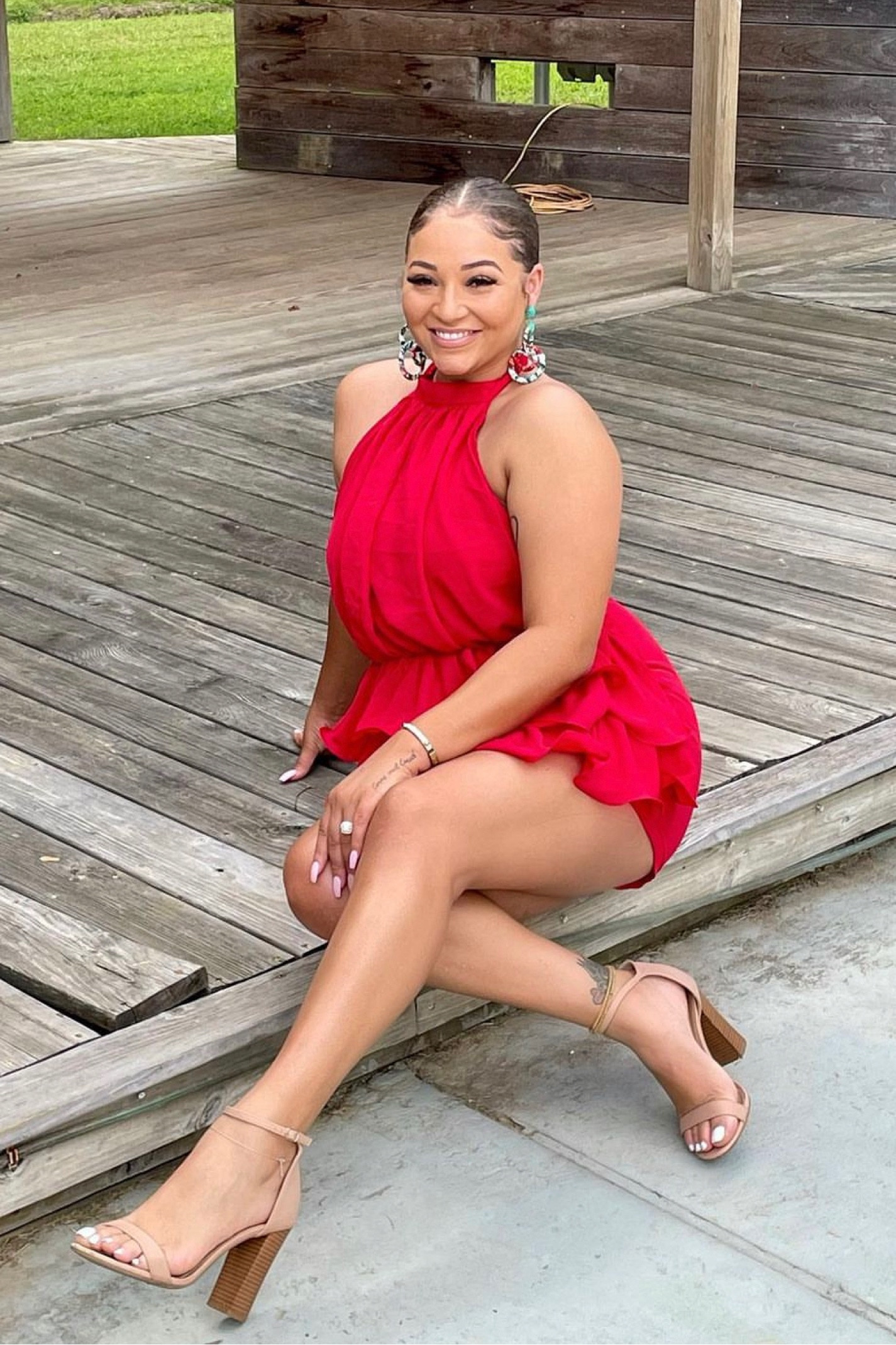 Absolutely loved this romper from PLT. Unfortunately they don’t sale this color anymore but I’ve linked the exact romper. I love how it complimented my shape and covered my belly area. A must buy…. I might just purchase every color 😍

#LTKFind #LTKstyletip #LTKunder100