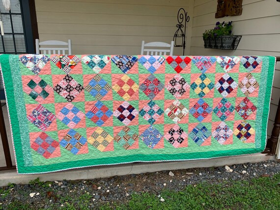 Quilt - Scrappy Butterflies | Etsy (US)