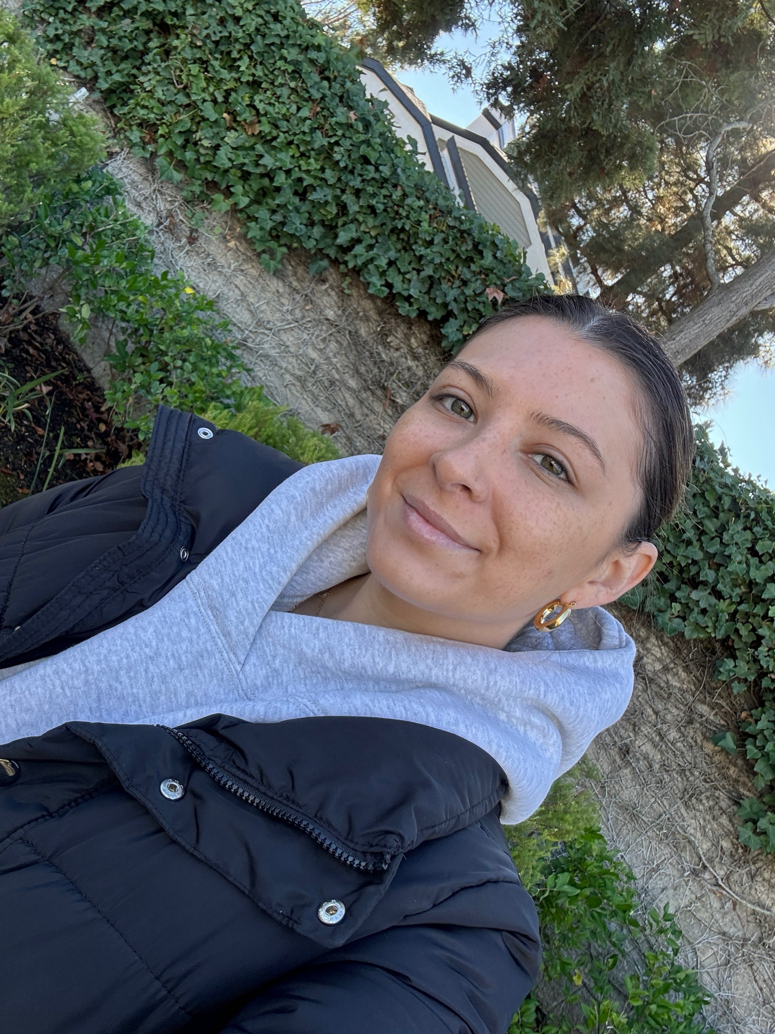 Viral Colorescience Flex Sunscreen in Shade: Medium. 