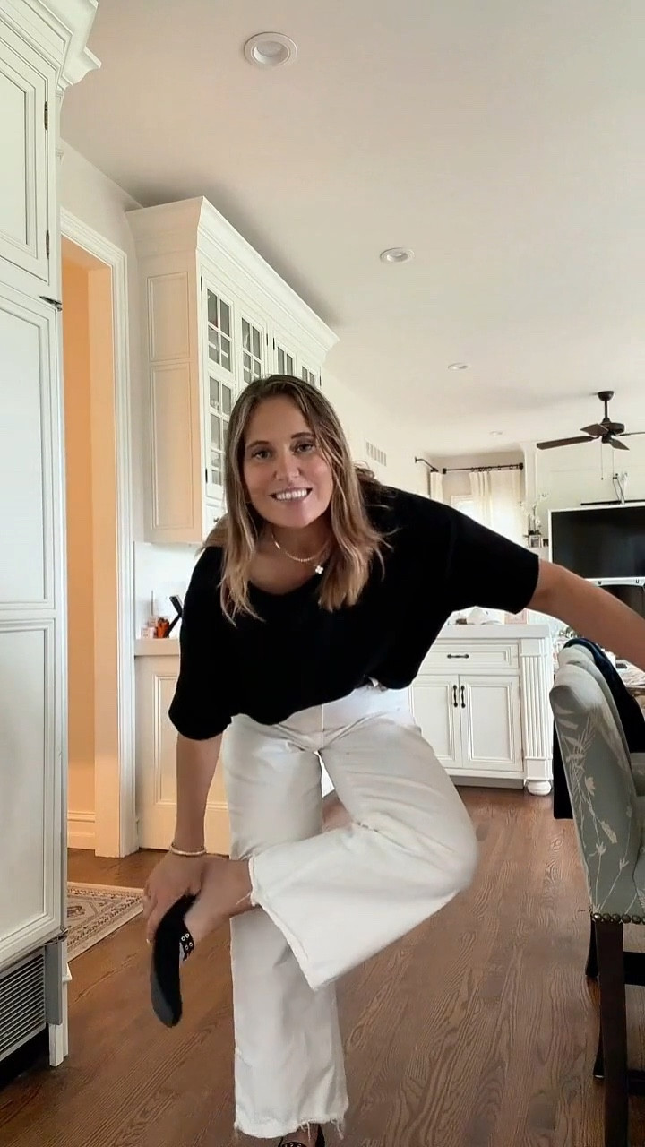 I had to share this outfit again because it has quickly become one of my favorites lately. It strikes that perfect balance between comfort and style, making it an easy choice for everyday wear. For sizing reference, I am wearing a medium in the top and a size 30 in the jeans.

#LTKMidsize #LTKSeasonal #LTKOver40