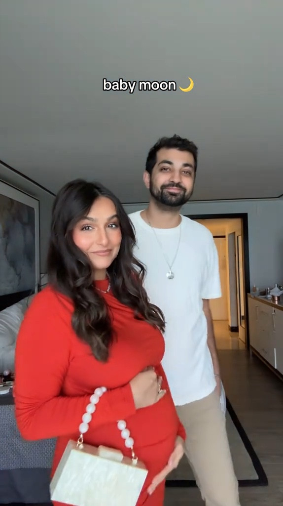 Ready for night 2 in Miami!🧡🏝️

#LTKWatchNow #LTKStyleTip #LTKParties