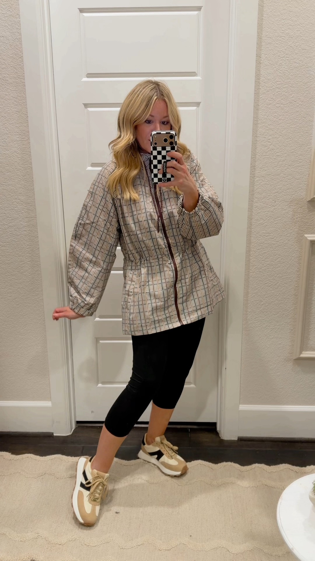 Jacket: tts medium. 
Leggings : large 
Shoes tts