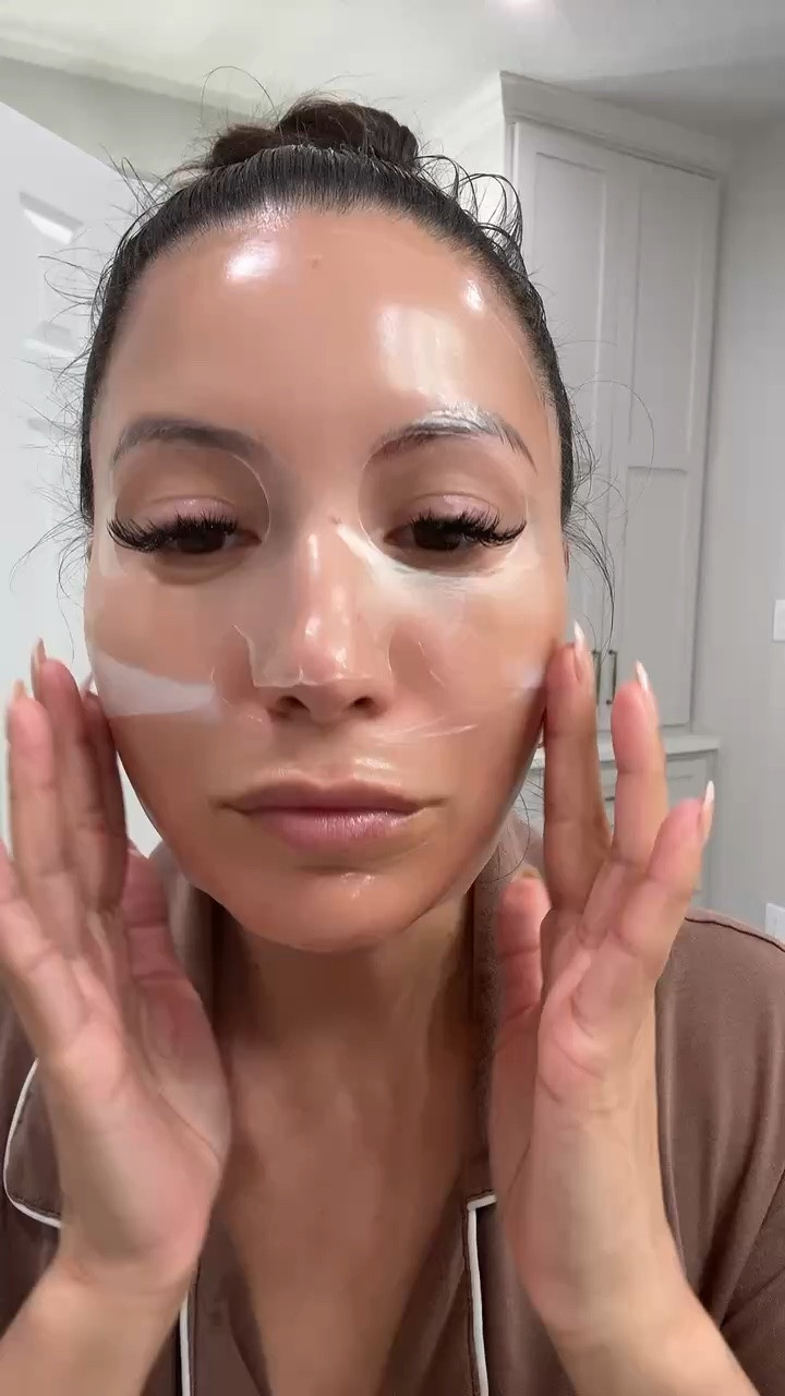 My fav sheet mask!! I see instant results!!

#LTKdayinmylife #LTKBeauty #LTKselfcare