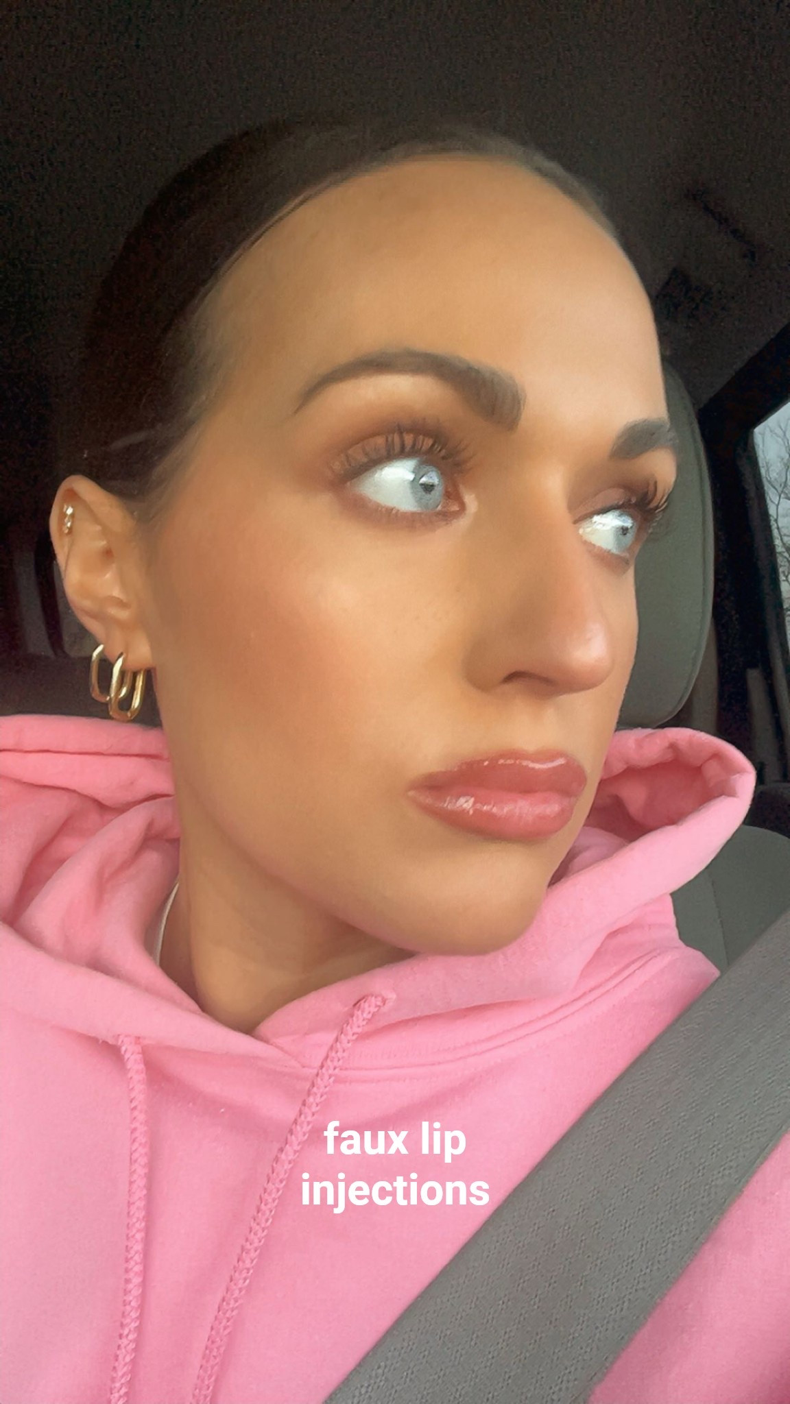 my latest lip routine for long lasting, plump lips. (overlined of course) but still they look FRESH. linked all of the shades i wear :)