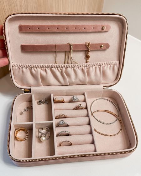 Travel jewelry organizer, great gift idea! Also only $20 so great gift for white elephant. 

#LTKGiftGuide #LTKtravel #LTKhome