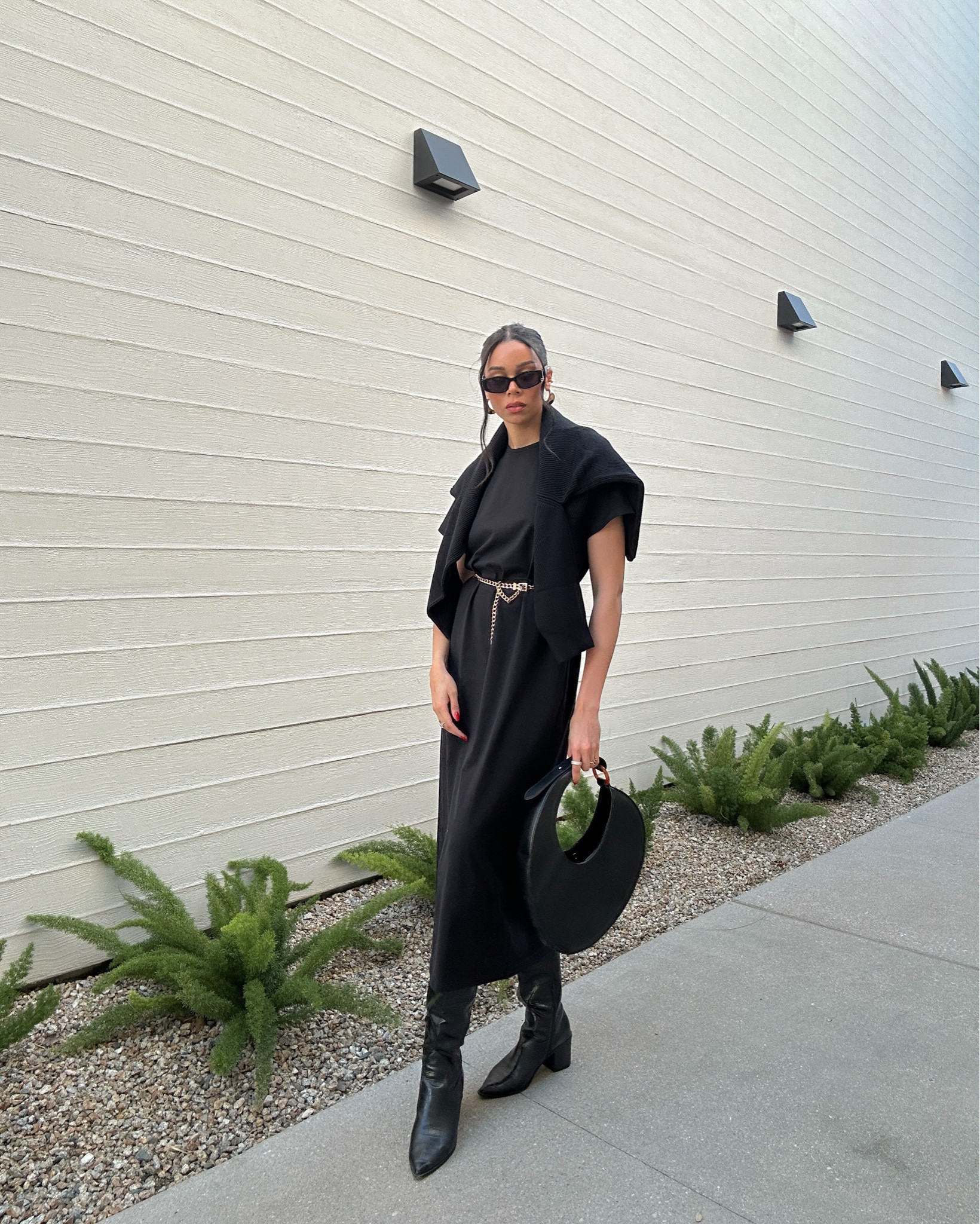A staple outfit for me this fall featuring one of my favorite brands Clyque The Label! Their fabrics are incredibly high quality and almost all of my basics are from them. 