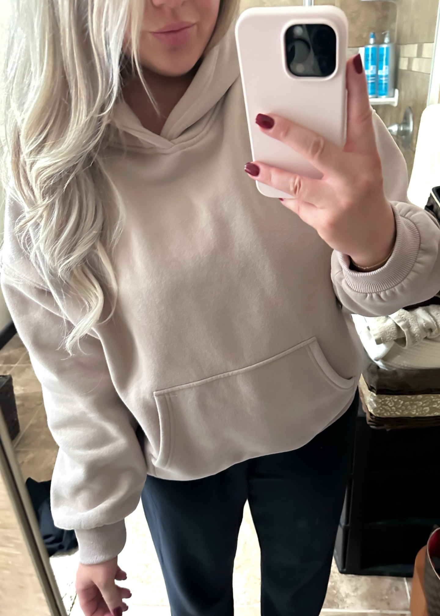 Best lulu dupe hoodie!!

#LTKfindsunder50 #LTKstyletip #LTKSeasonal