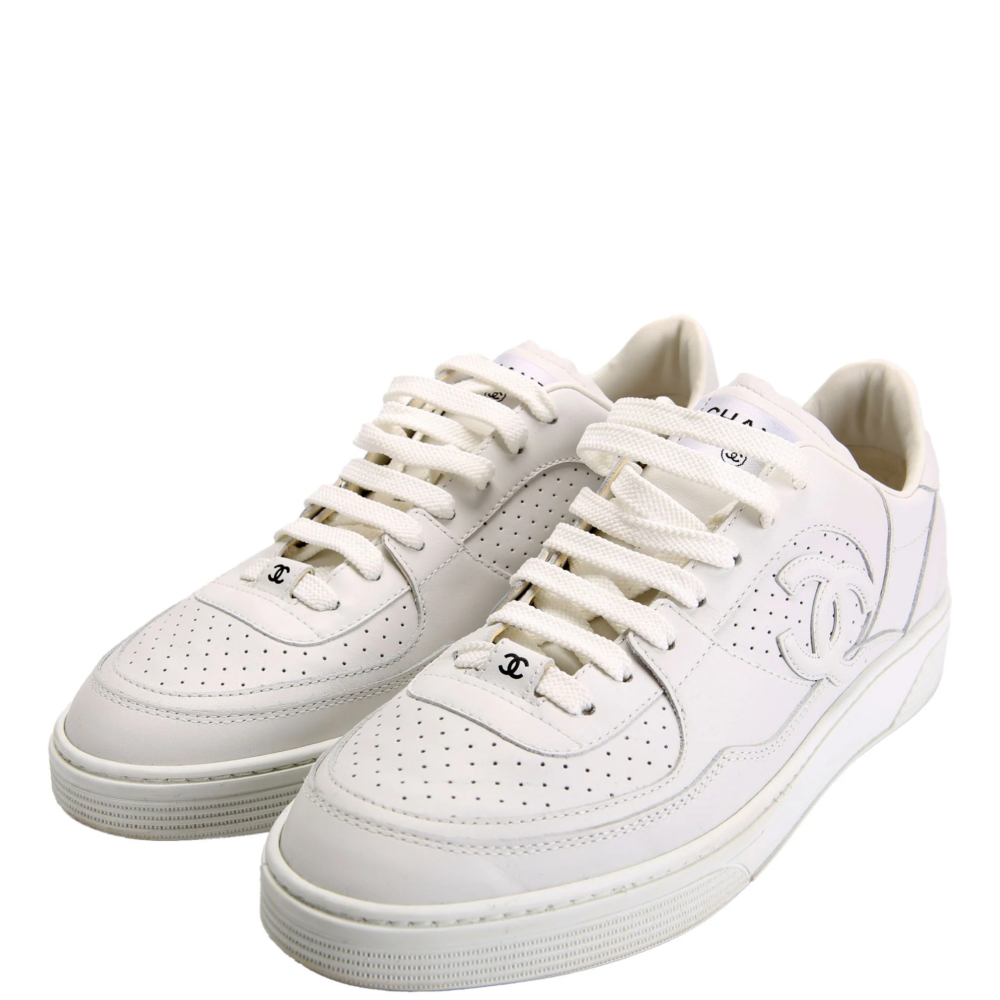 CC Logo Calfskin Sneakers Size 41 White | Keeks Designer Handbags