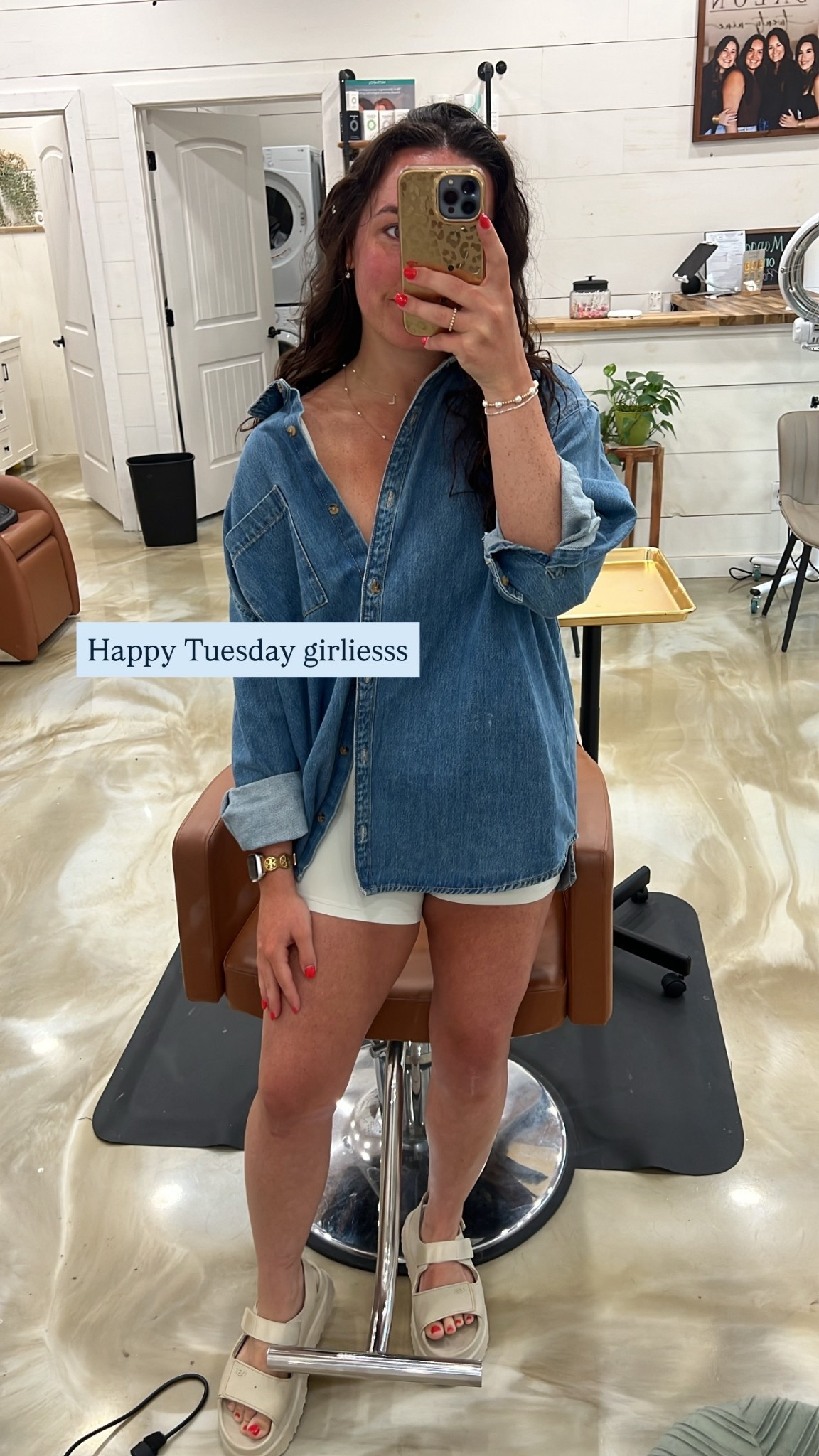 Salon OOTD 
size L in the denim and in the CRZ Yoga set!! 

#LTKStyleTip #LTKMidsize #LTKActive