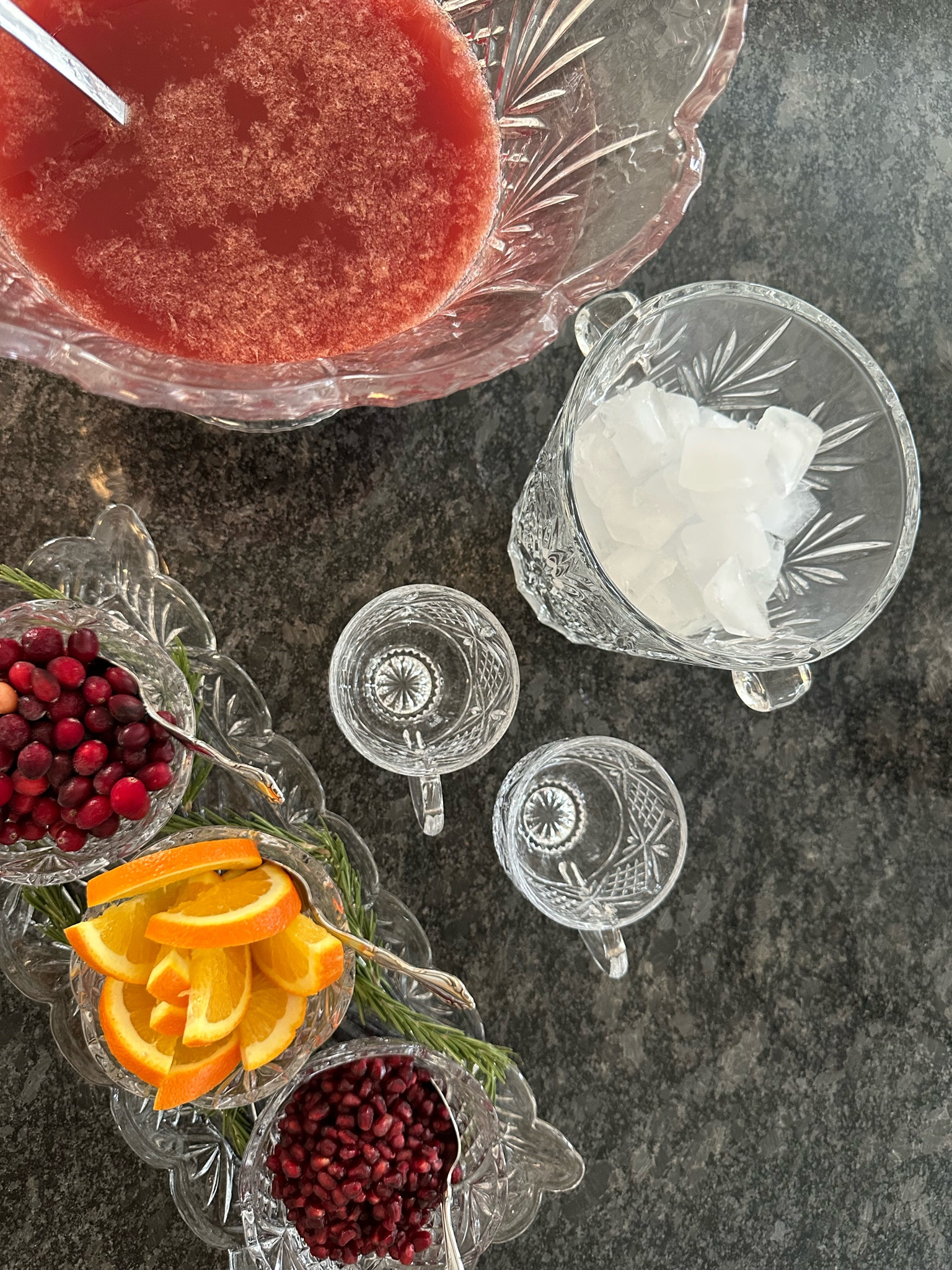 Wayfair has everything you need from hosting the perfect gathering this holiday season to giving the perfect gift!!! Their service, shipping and quality is unbeatable #ad #wayfairpartner #wayfair #paidlink @wayfair

#LTKParties #LTKGiftGuide #LTKHoliday