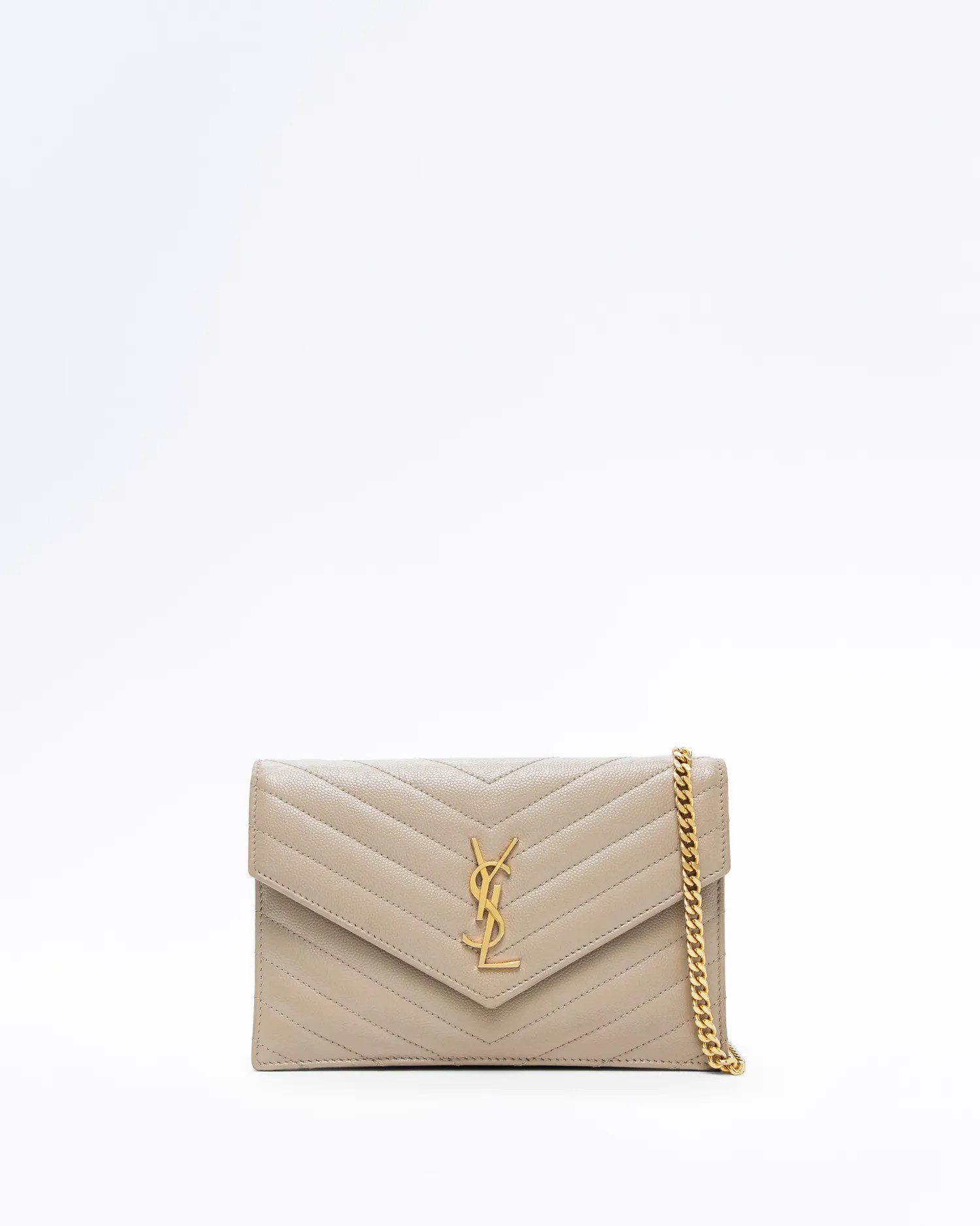 Cassandre Envelope Chain Wallet | Vivrelle