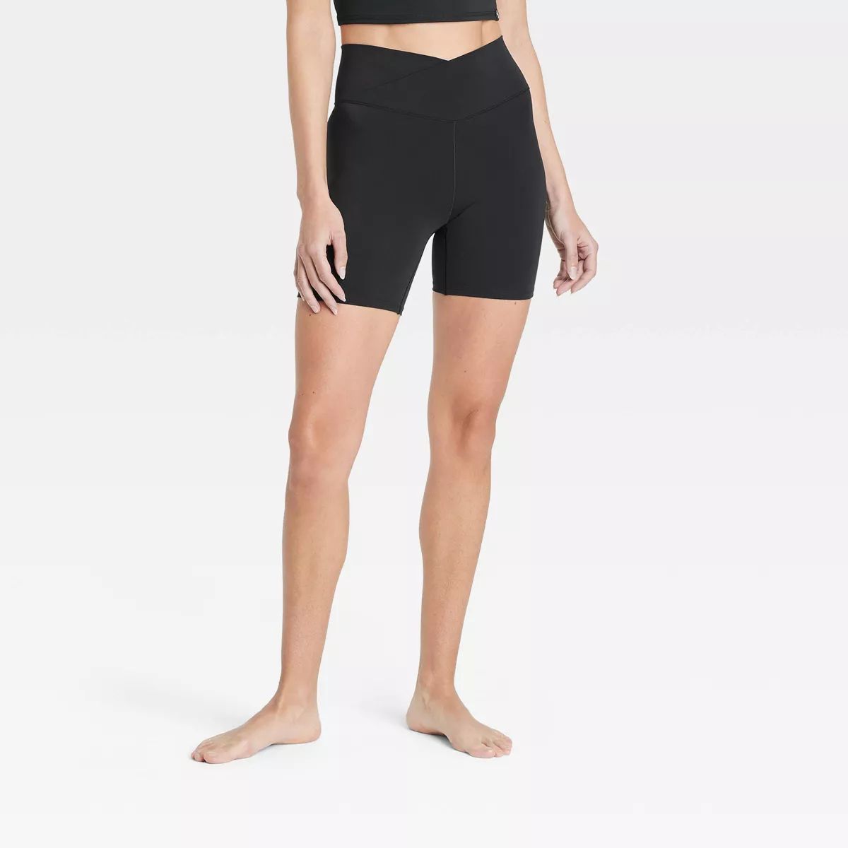 Women's Crossover Waistband 6" Bike Shorts - JoyLab™ | Target