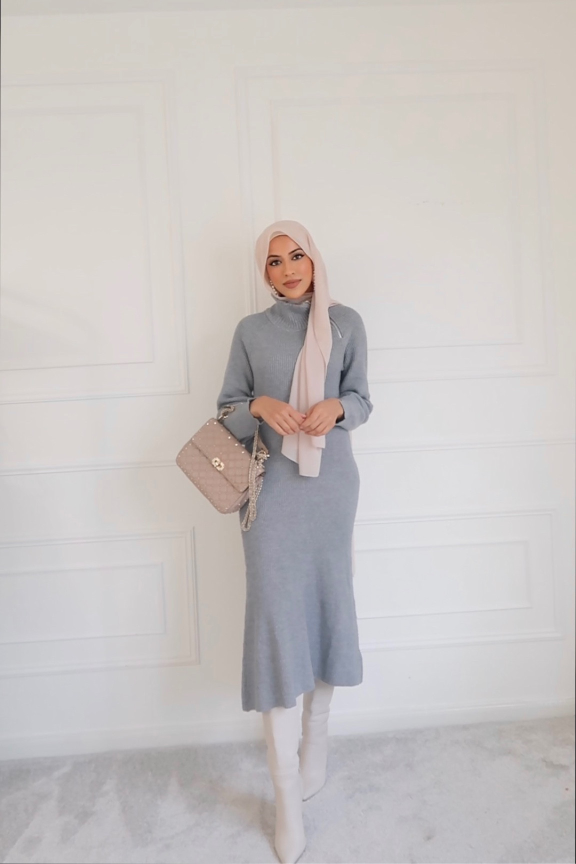 Holiday outfit, holiday dress, holiday sweater dress, friendsgiving outfit, thanksgiving outfit dress

#walmartpartner #walmart #walmartfashion @walmartfashion

#LTKSeasonal #LTKstyletip #LTKunder100