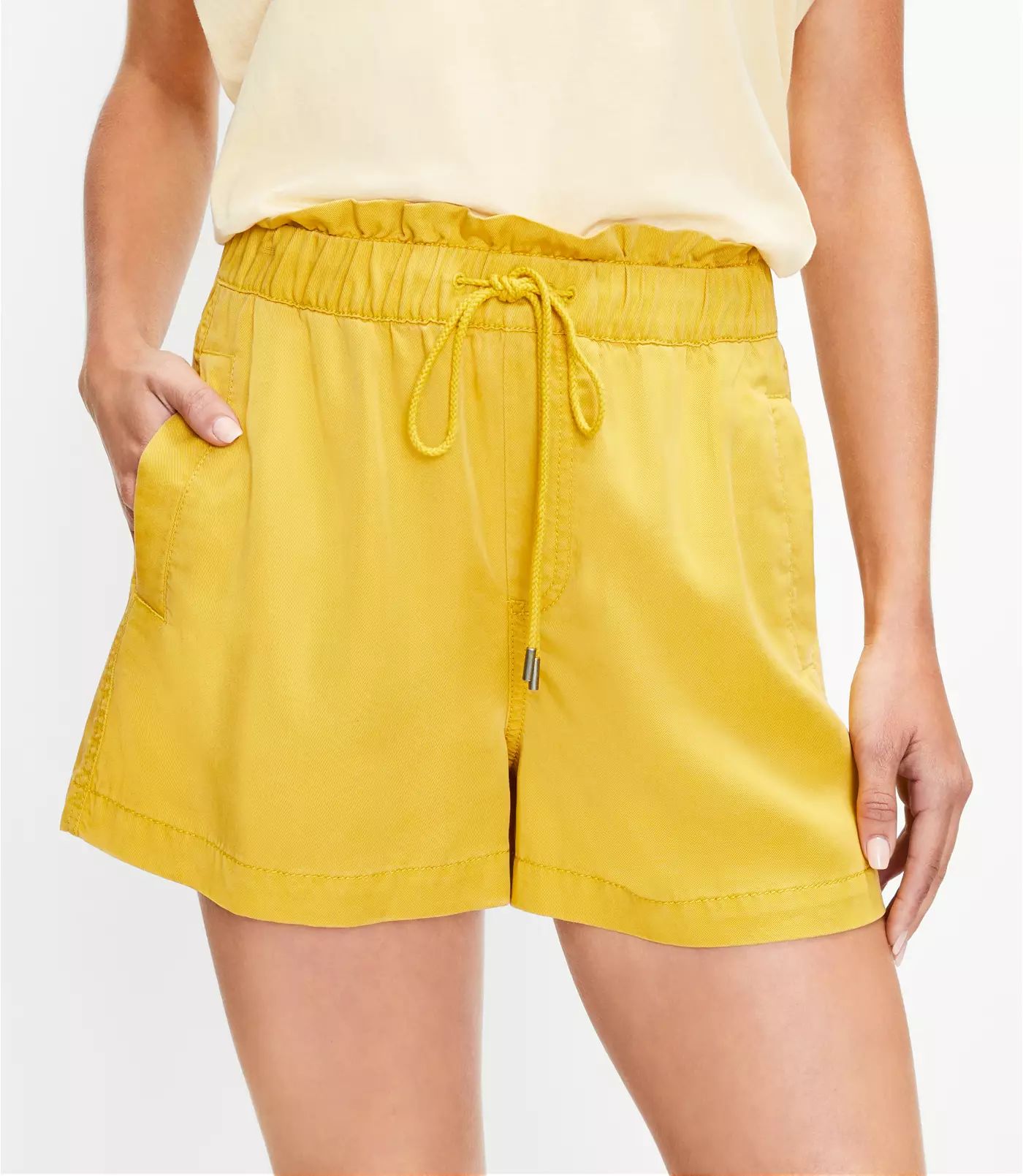 Pull On Shorts in Soft Twill | LOFT | LOFT