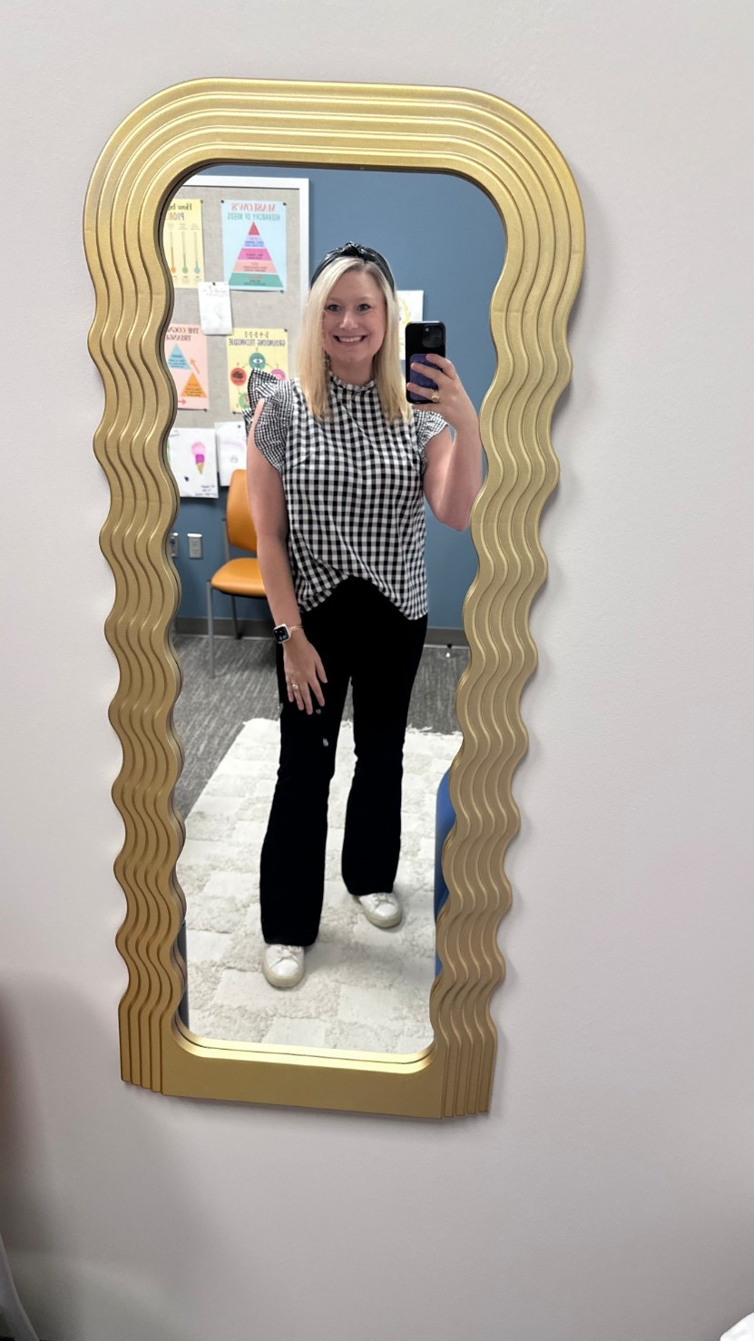 A daily mirror selfie is good for the soul or at least that’s what I tell myself😂  

#LTKootd #LTKdayinmylife #LTKWorkwear