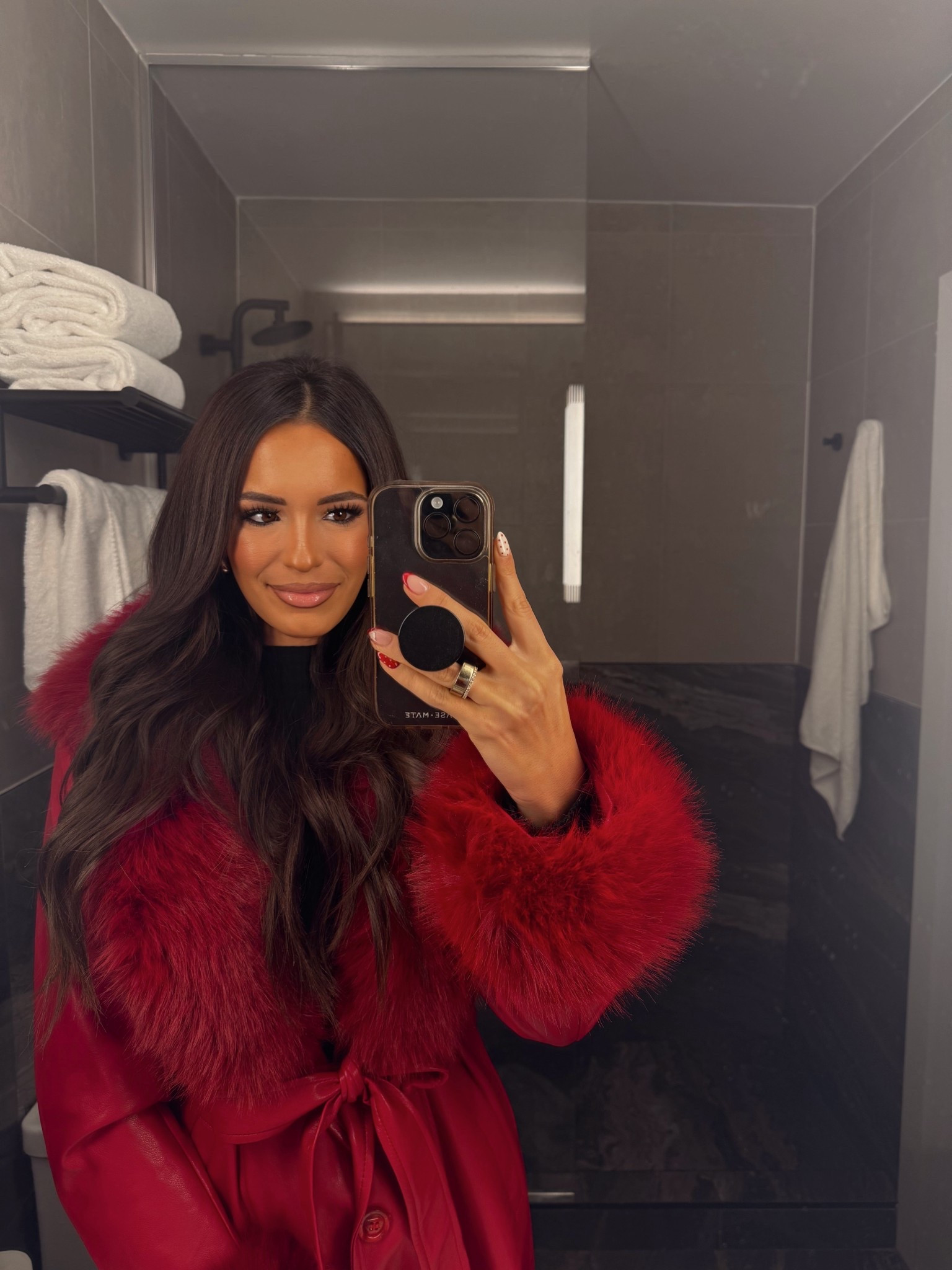 Coat is These Three Boutique - linked similar 

#LTKSeasonal #LTKFindsUnder100 #LTKTravel