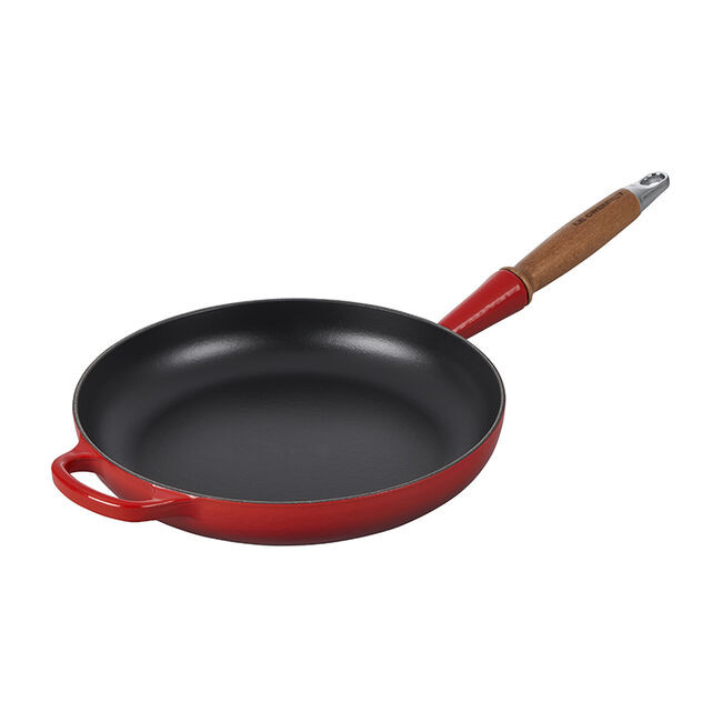 Alpine Wood Handle Fry Pan | Le Creuset