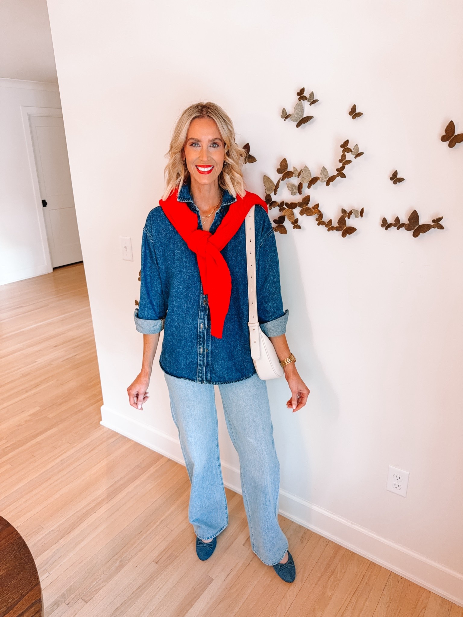 Loving this all denim outfit!

Levi’s / Women’s button down / Red cardigan / Winter outfit / Classic style 

#LTKFindsUnder100 #LTKFindsUnder50