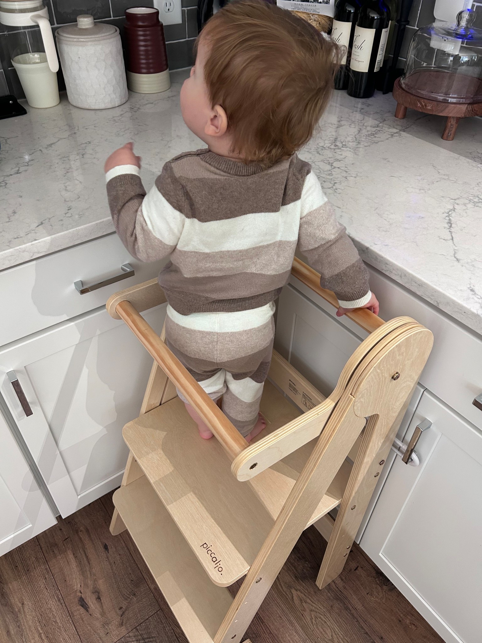 The piccalio stool is so easy to clean, store and has 3 different height settings! 