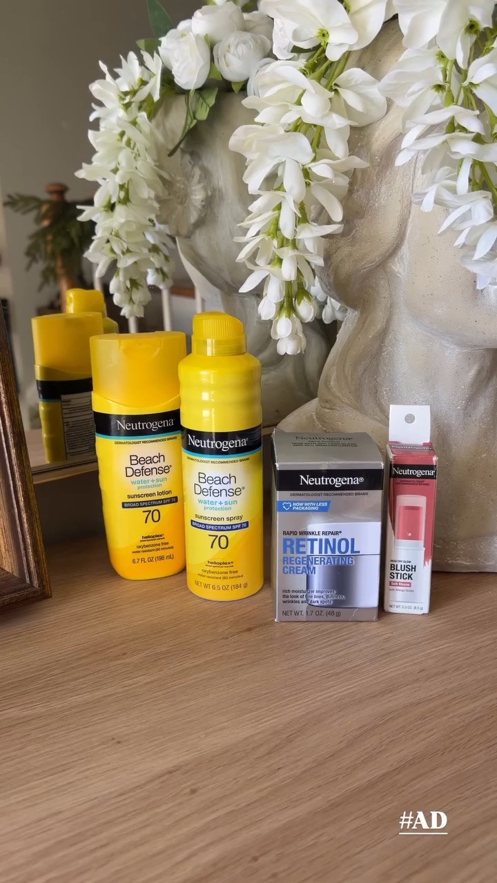 These are my essentials for sun protection, as well as hydrated and rejuvenated skin. ☀️ 

#skincare #sunscreen #blush

#LTKSwim #LTKBeauty #LTKHome