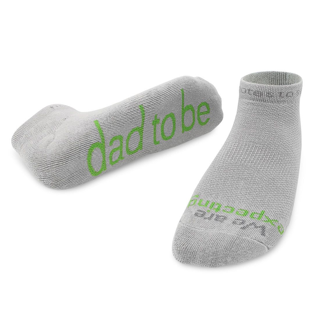 We are expecting - dad to be™ light grey low-cut socks | notes to self