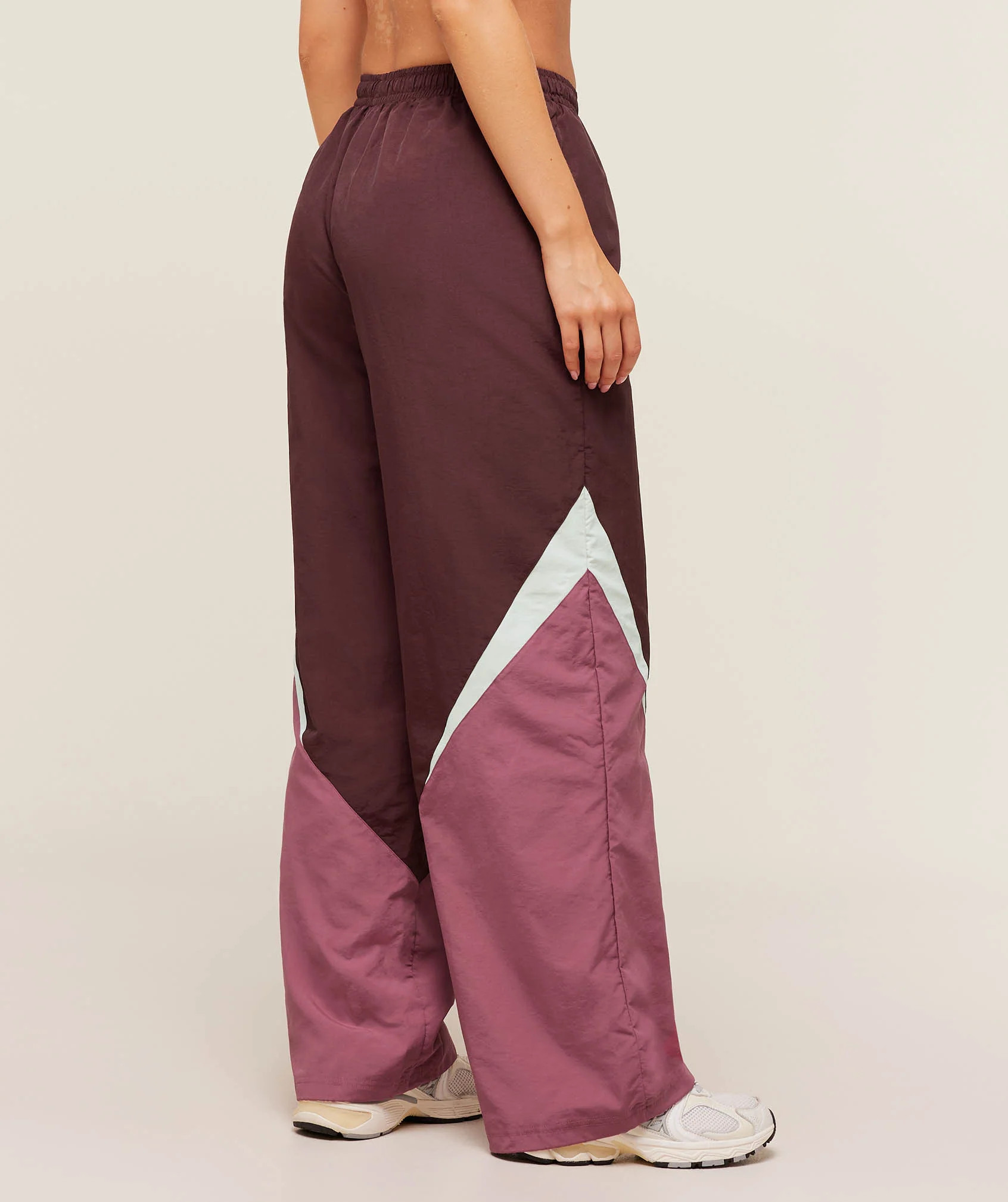 Contrast Track Pants | Gymshark US