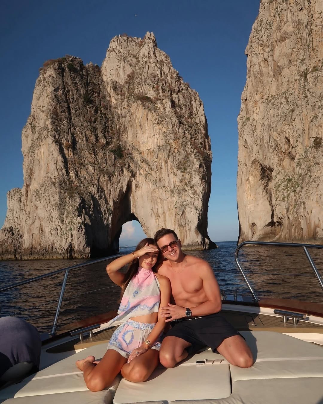 This set by Versace is so fun and perfect for a day on the boat 🍬

#LTKStyleTip #LTKSeasonal