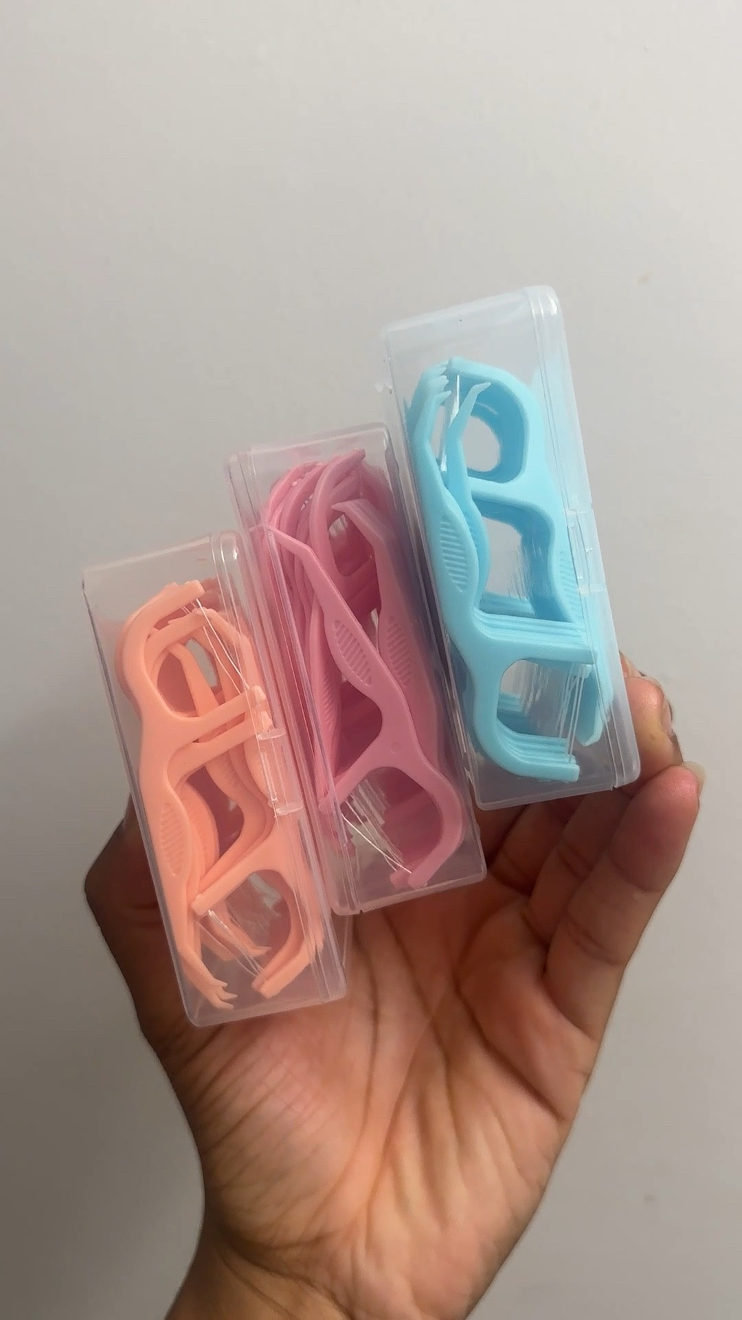 Cute dental floss sticks that have their own carry containers 🦷🩵🩷🧡 Perfect for travel! 

Store: Ross 

#travel #inmybag #dental #carrysize

#LTKItBag #LTKTravel #LTKHome