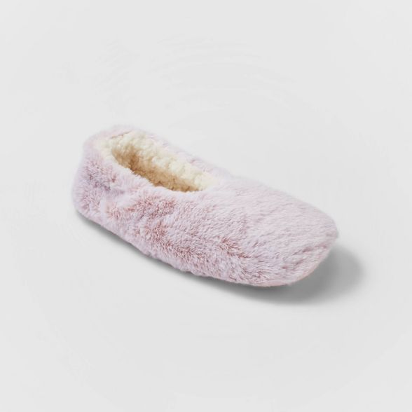 Women's Faux Fur Pull-On Slipper Socks | Target