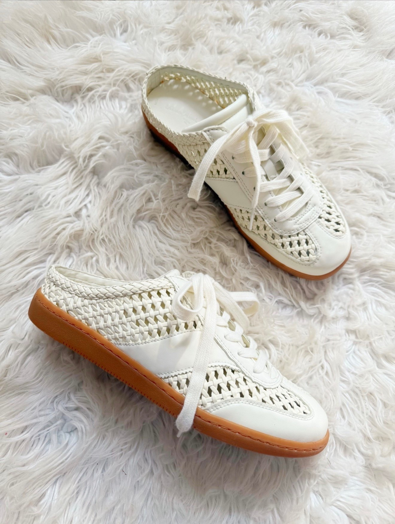 Spring sneakers, spring shoes, target shoes, beach vacation outfit 

#LTKSaleAlert #LTKootd #LTKTravel